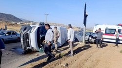 Gaziantep'te Otomobil ile Minibüs Çarpıştı! 6 Kişi Yaralandı