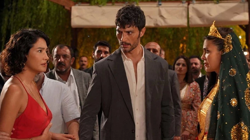 Halef Dizisinde Gözden Kaçmayan Çekim Hatası! Sosyal Medyada Gündem Oldu