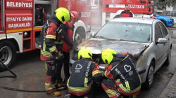 Balıkesir’de Park Halindeki Araç Kül Oldu