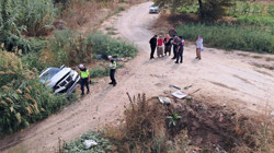 Balıkesir’de Otomobil Dere Kenarına Uçtu: 2 Yaralı