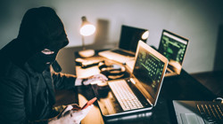 Dolandırıcıların 'Kolay' Hedefleri Belli Oldu! En Çok Bu Yaş ve Meslek Grubunu Hedef Alıyorlar