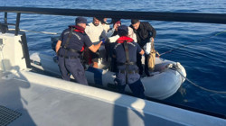 İzmir'de 44 Düzensiz Göçmen Kurtarıldı