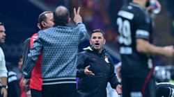 Okan Buruk'tan Flaş Açıklama! '10 Kişi Kalınca...'