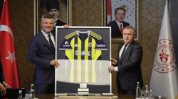 Fenerbahçe Başkanı Sadettin Saran'dan Gençlik ve Spor Bakanı Bak'a Ziyaret