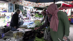 Pazarda Sebze Lüks, Zeytin Hayal Oldu: '1 Hafta Yetsin Diye Gıdım Gıdım Yiyoruz'