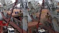 Tuzla Tersaneler Bölgesi'nde Gemi Yan Yattı! 1 İşçi Hayatını Kaybetti