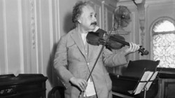 Einstein'ın Yoldaşı 'Lina' Milyon Dolara Satıldı