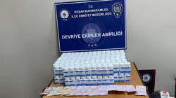 Park Halindeki Araçta Binlerce Uyuşturucu Hap Ele Geçirildi