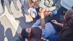 Rojin Kabaiş İçin Düzenlenen Anma Yürüyüşünde Kaza: Otomobil Öğrenciye Çarptı