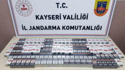 Kayseri'de Durdurulan Tırda 320 Paket Kaçak Sigara Yakalandı