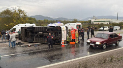 Bartın’da Servis Faciası! Ölü ve Yaralılar Var