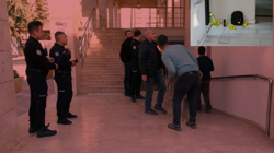 Camide Gizemli Çanta! İçindeki Not Polisi Harekete Geçirdi