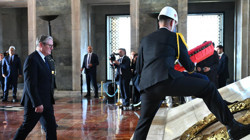 İngiltere Başbakanı Keir Starmer Türkiye’de… Anıtkabir’i Ziyaret Etti