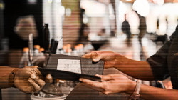 Masada Yeni Dönem Başlıyor! Servis Ücreti Yasaklandı: Garsonların Maaşı Düşecek mi?