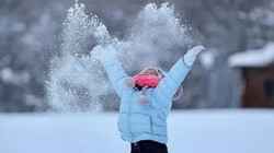 Türkiye Beyaz Büründü, Kar Tatili Haberleri Peş Peşe Geldi! İstanbul'un 3 İlçesinde de Okullar Tatil