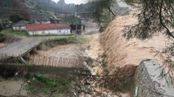 Aydın'ı Sağanak Vurdu! Dereler Taştı, Evler Tahliye Edildi