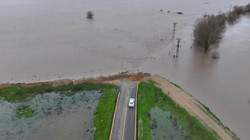 Edirne Sular Altında: Nehirler Taştı, Ulaşım Durdu, Tarihi Köprüler Kapatıldı