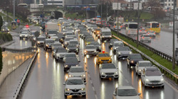 İstanbul'da Yağmur Trafiği Vurdu