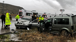 Ankara'da Trafik Kazası! 1 Ölü, 4 Yaralı