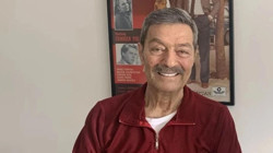 Kadir İnanır'dan Aylar Sonra İlk Fotoğraf! Ayakta Poz Verdi