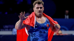 Tarihe Altın Harf, Rıza Kayaalp'ten Şampiyonluk Rekoru