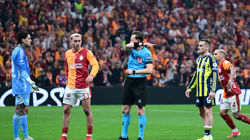 Dev Derbide 3 Puan Galatasaray'ın: 10 Kişi Kalan Fenerbahçe Dağıldı