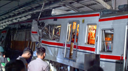 Endonezya'da Tren Faciası, 14 Ölü Onlarca Yaralı