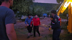 Adana'yı Sel Vurdu! Aracıyla Akıntıya Kapılan Kişi Aranıyor