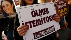 Boşanma Aşamasındaki Eşini Öldürmek İsterken Kendini Öldürdü
