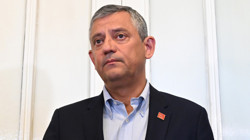 Özgür Özel'den Kapalı Grup Hamlesi