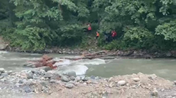Rize’de Kayıp Kişiyi Arayan AFAD Botu Akıntıya Kapıldı: Bir Can Kaybı