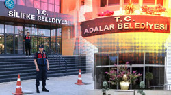 Adalar Belediyesi ve Silifke Belediyesi'ne Operasyon: Belediye Başkanları Dahil Çok Sayıda Gözaltı