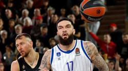 Anadolu Efes'te Yaprak Dökümü: Vincent Poirier ile Yollar Ayrıldı