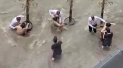 İstanbul'da Yürekleri Ağza Getiren Anlar: Sel Sularına Kapılmaktan Son Anda Kurtuldu