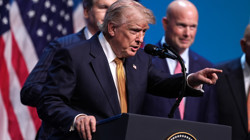 Trump'tan İran Açıklaması: 'Ateşkesin Sona Erdiğini İlettik, Görüşmeyi Kabul Ettim'