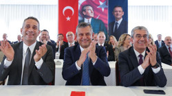 Özgür Özel Kurmaylarını Seçti: YENİ Parti'de 'Şaibesiz' ve Daraltılmış MYK