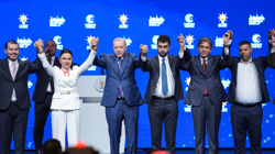CHP'de İstanbul Depremi: Tuzla, Çekmeköy ve Şile Belediye Başkanları Resmen AK Parti'ye Geçti