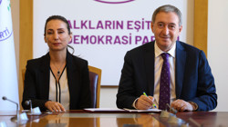 Ankara'da Tarihi Uzlaşı! DEM Parti Eş Genel Başkanları Çerçeve Yasa Teklifine İmzayı Attı