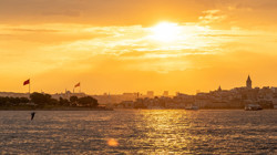İstanbul’da Sıcak Hava Alarmı! Afrika ve Basra Sıcakları Geliyor, Termometreler 36 Dereceyi Görecek