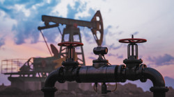 Hürmüz Boğazı'nda Savaş Çanları: Küresel Piyasalar Alarma Geçti, Brent Petrol Çakıldı