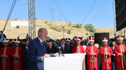 Malazgirt'te Tarihi Anlar! Cumhurbaşkanı Erdoğan'dan ‘Terörsüz Türkiye’ Vurgusu: ‘Atımızın Kuyruğunu Bağladık!’