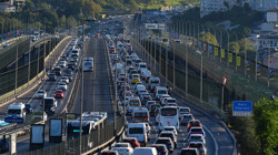 Okullar Açıldı, İstanbul’da Trafik Yoğunluğu Başladı! 18 Bin Servis Yollara Çıktı