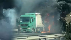 TEM Otoyolu’nda TIR Alev Alev Yandı: Ekipler Seferber Oldu