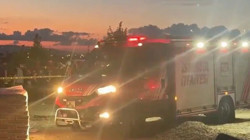Büyükçekmece'de Toprak Kayması: Göçük Altında Kalanlar Var