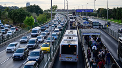 FSM Köprüsü’nde Derz Çalışması Trafiği Vurdu: İstanbul’da Yoğunluk Yüzde 85’e Çıktı! Bitiş Tarihi Belli Oldu