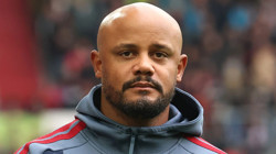 Kompany'den Korkutan Haber, Bir Anda Yere Yığıldı