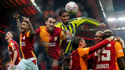 Süper Lig'de Tarihi Değiştiren Derbi: Galatasaray Galibiyet Rekorunu Fenerbahçe'den Aldı