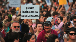 Rehber Öğretmen Dehşeti Ortaya Çıkardı: Öz Kızını İstismar Eden Anne ve Babaya 30'ar Yıl Hapis!