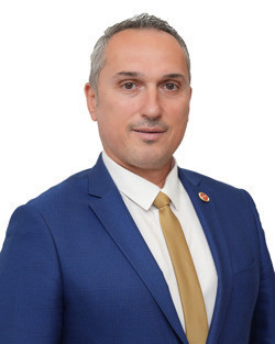 Üsküdar Belediyesi’nde 'Tehdit' ve 'Şantaj' İddiası: Özgür Çelik ve Berk Tütüncü Hakkında Soruşturma - Resim : 2
