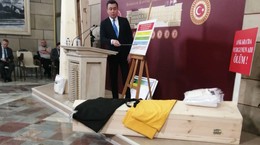 Osman Gökçek Meclis'e Tabutla Geldi